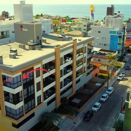 1090 Finamente Decorado 03 Suites Na Praia De Bombinhas Eksteriør billede