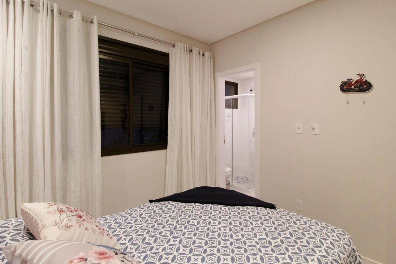 1090 Finamente Decorado 03 Suites Na Praia De Bombinhas Eksteriør billede